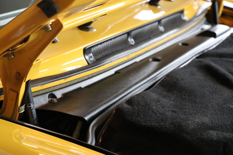 Porsche 964 Carrera 2 Speedster