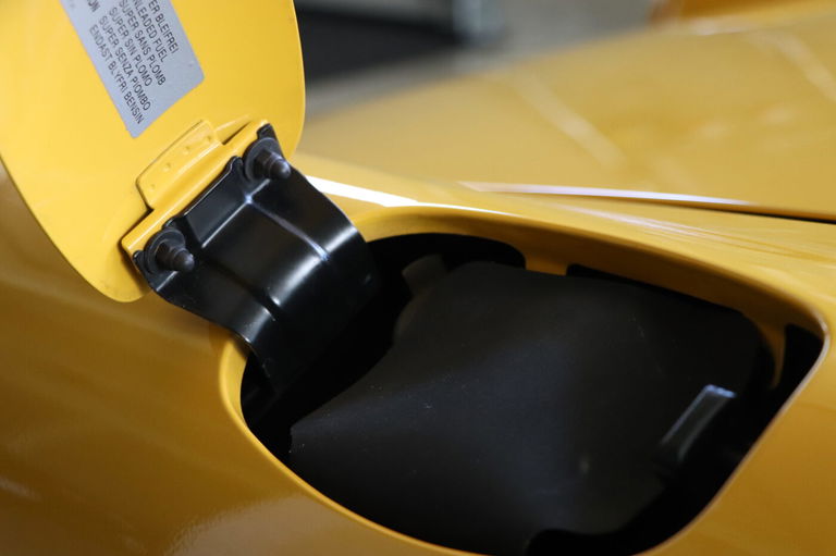 Porsche 964 Carrera 2 Speedster