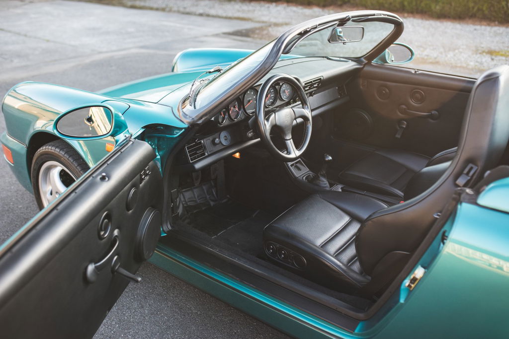 Porsche 964 Carrera 2 Speedster