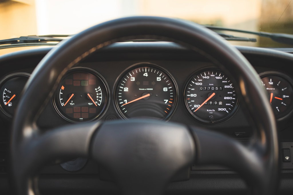 Porsche 964 Carrera 2 Speedster