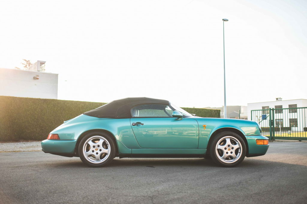Porsche 964 Carrera 2 Speedster