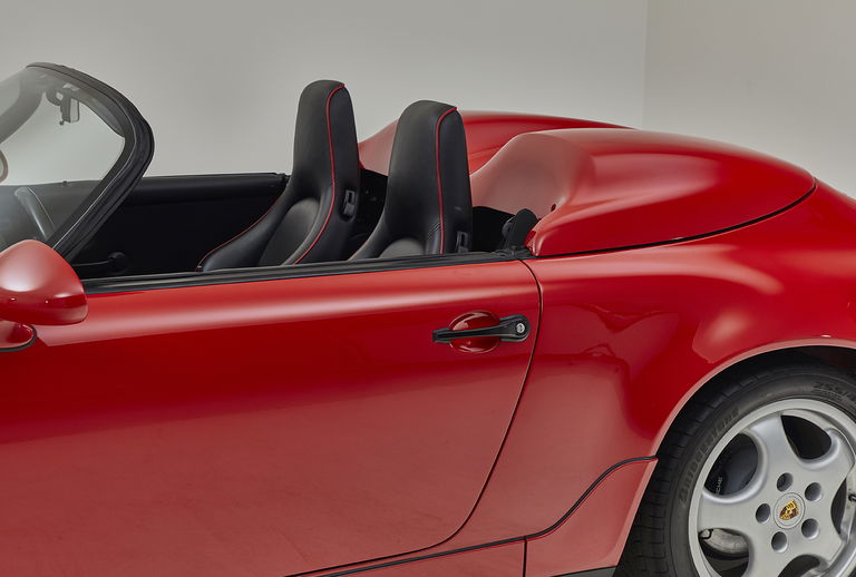 Porsche 964 Carrera 2 Speedster