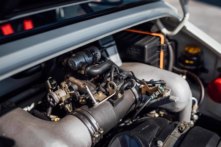 Porsche 964 Carrera 4 Lightweight