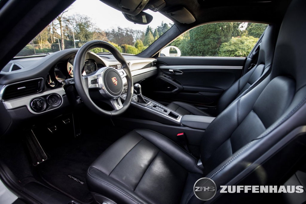 Porsche 991 Carrera 4