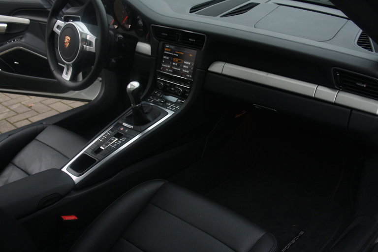Porsche 991 Carrera 4