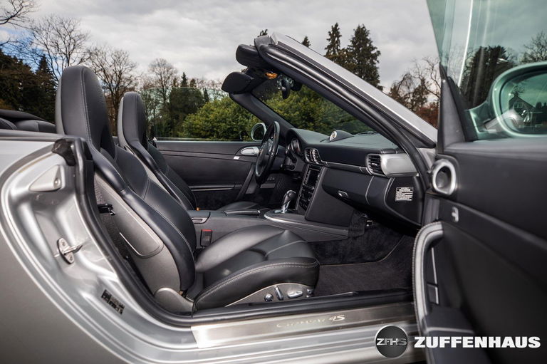 Porsche 997.2 Carrera 4S