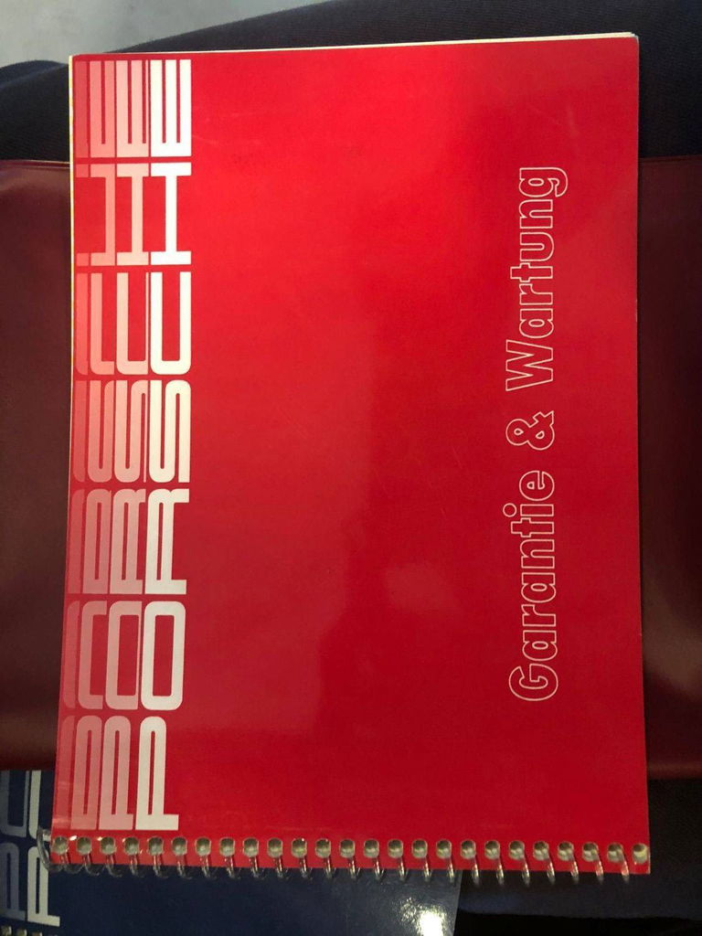 Porsche 911 Carrera 3.2 (US)