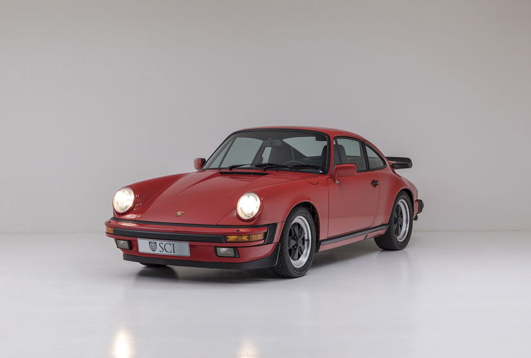 Porsche 911 Carrera 3.2 