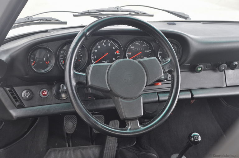 Porsche 911 Carrera 3,0