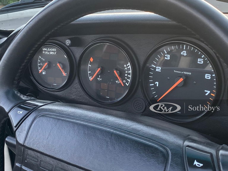 Porsche 964 Carrera 4