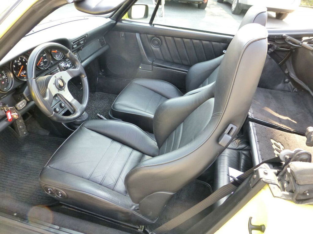 Porsche 911 Turbo 3.3