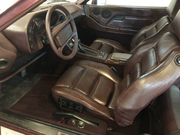 Porsche 928 S