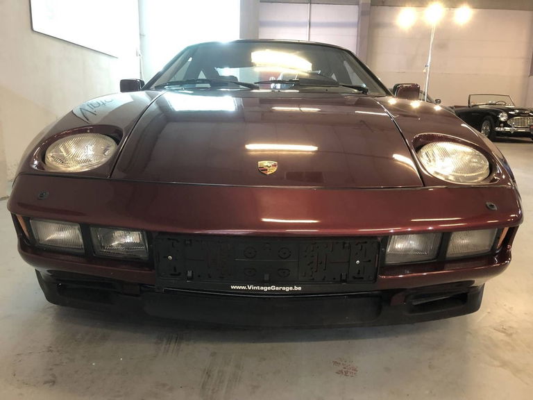 Porsche 928 S