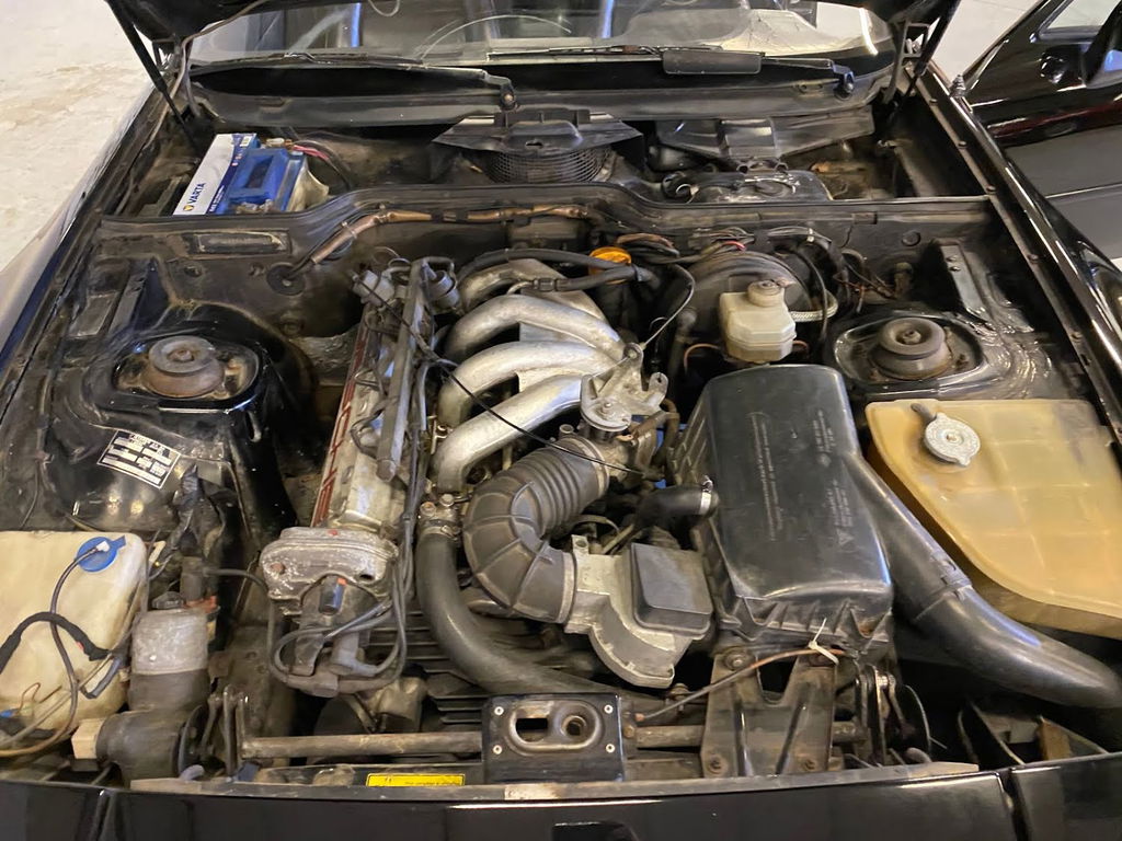 Porsche 944 Coupé