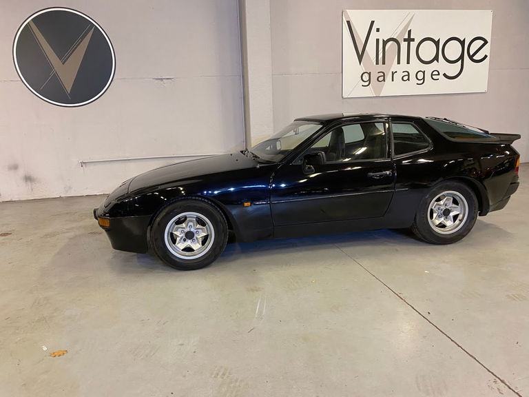 Porsche 944 Coupé