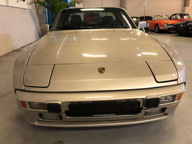 Porsche 944 Coupé