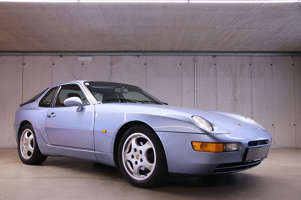 Porsche 968