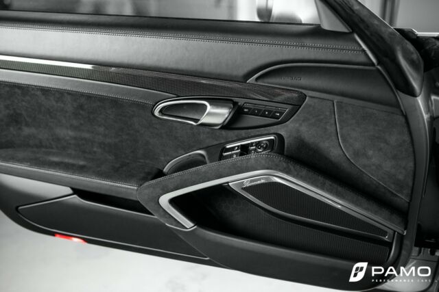 Porsche 991 Carrera GTS