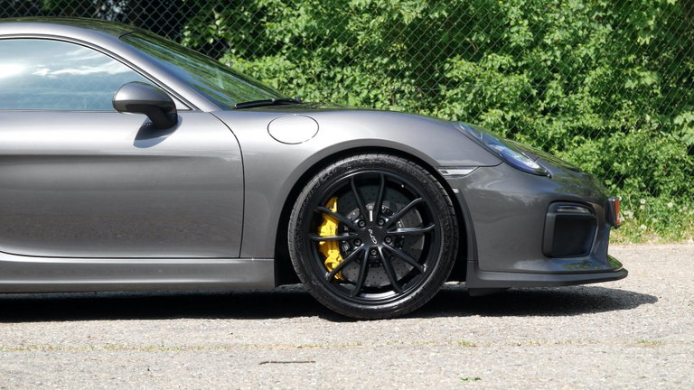 Porsche 981 Cayman GT4