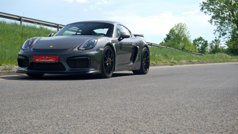 Porsche 981 Cayman GT4