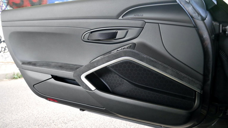 Porsche 981 Cayman GT4