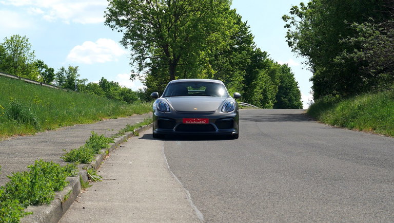 Porsche 981 Cayman GT4