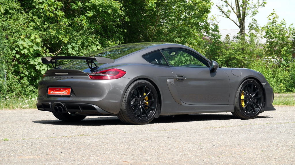 Porsche 981 Cayman GT4