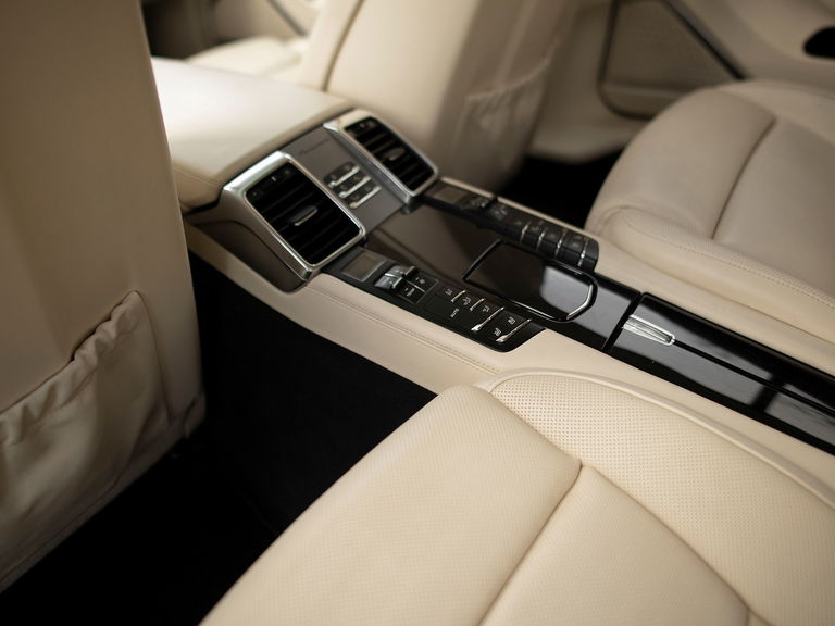 Porsche Panamera Turbo