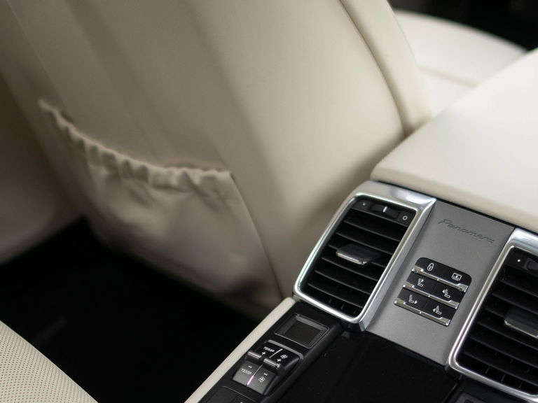 Porsche Panamera Turbo