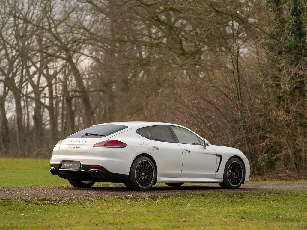 Porsche Panamera Turbo
