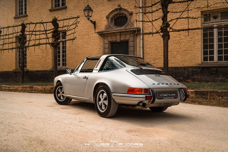 Porsche 911 T