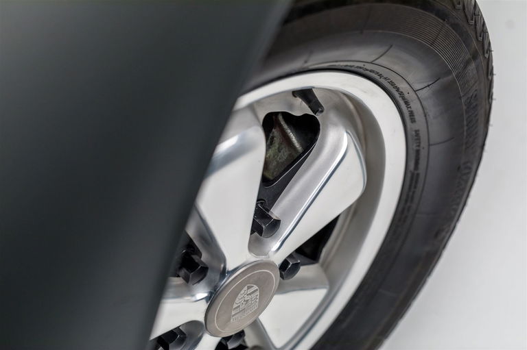 Porsche 911 S (F-Modell)