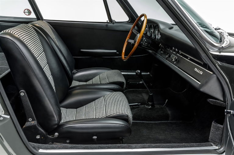 Porsche 911 S (F-Modell)