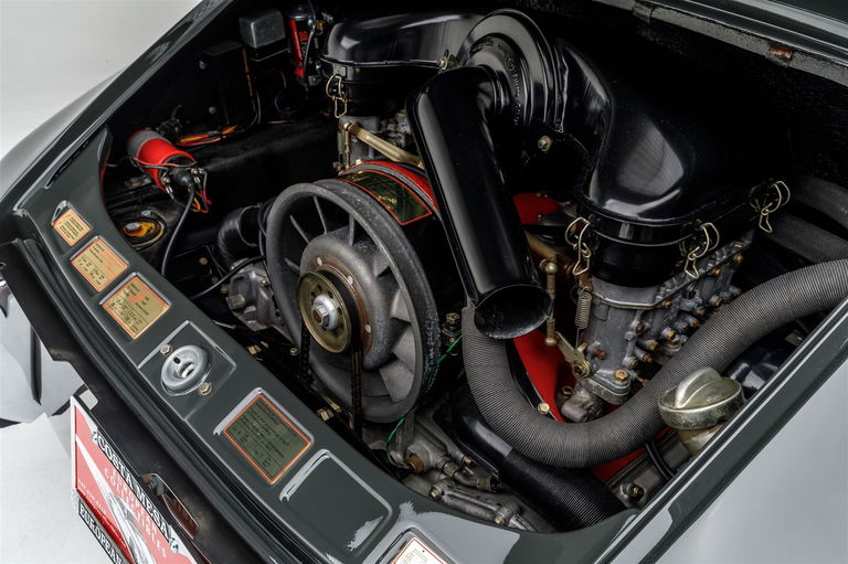 Porsche 911 S (F-Modell)