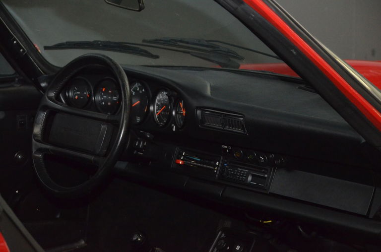 Porsche 911 Carrera 3.2 (US)