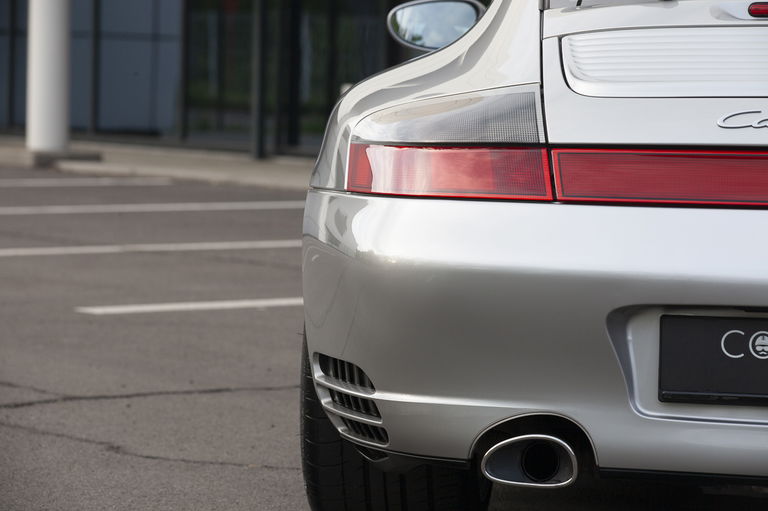 Porsche 996 Carrera 4S