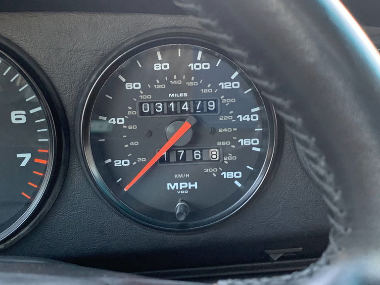 Porsche 964 Carrera 2