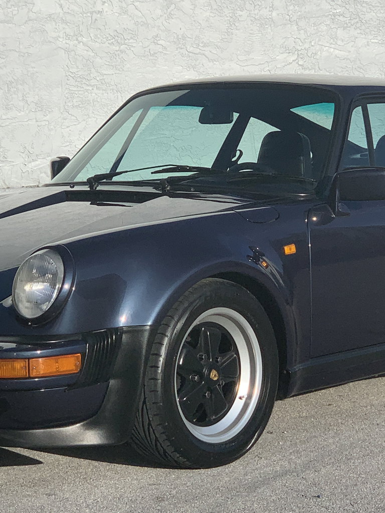 Porsche 911 Turbo 3.3