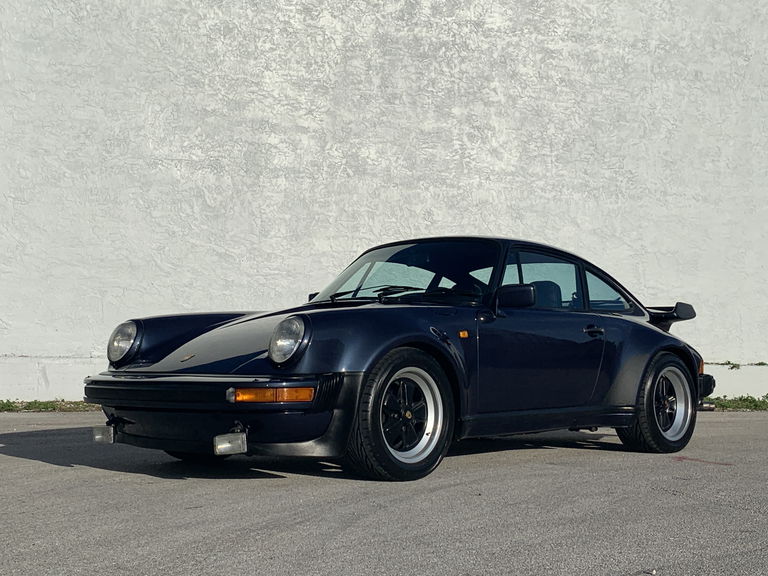 Porsche 911 Turbo 3.3