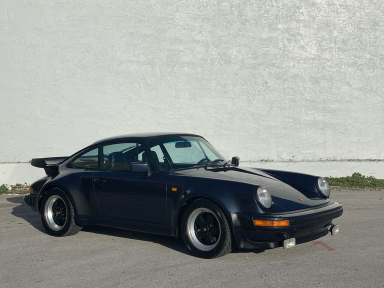 Porsche 911 Turbo 3.3