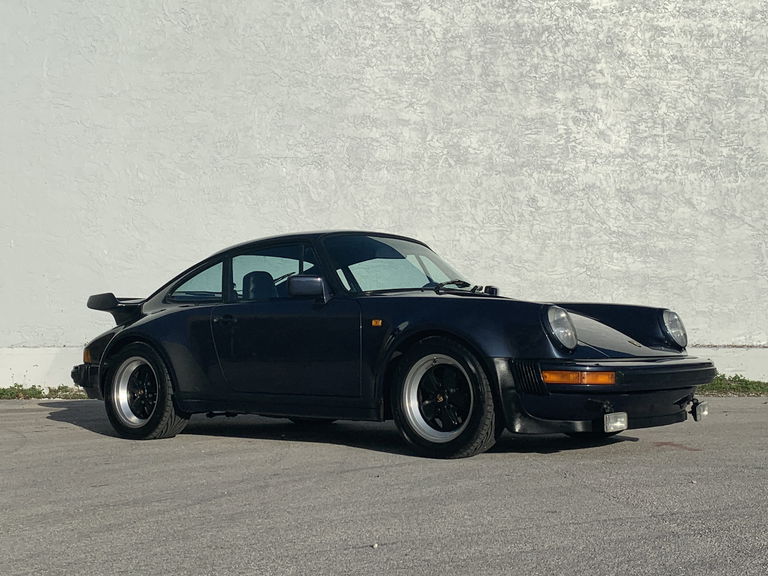 Porsche 911 Turbo 3.3