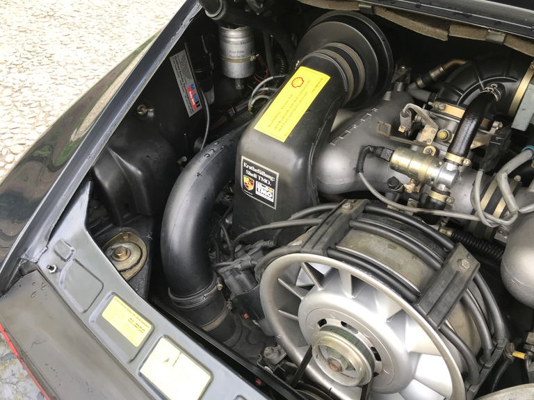 Porsche 911 Carrera 3.2