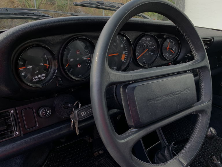 Porsche 911 Carrera 3.2