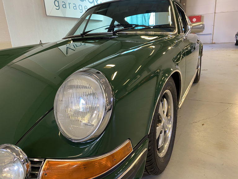 Porsche 911 T