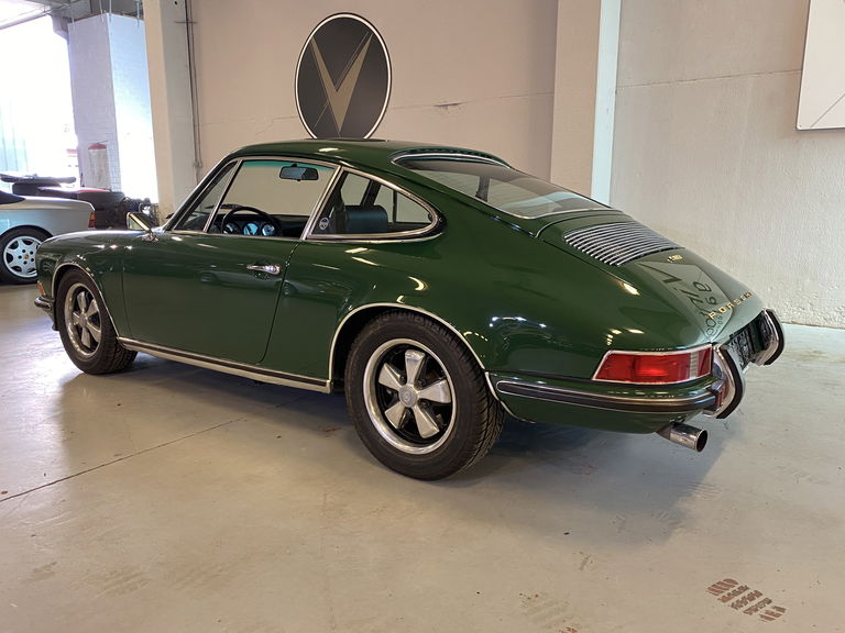 Porsche 911 T