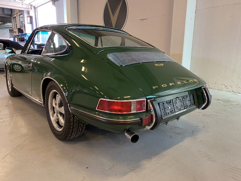 Porsche 911 T