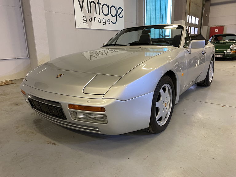 Porsche 944 Turbo Cabriolet