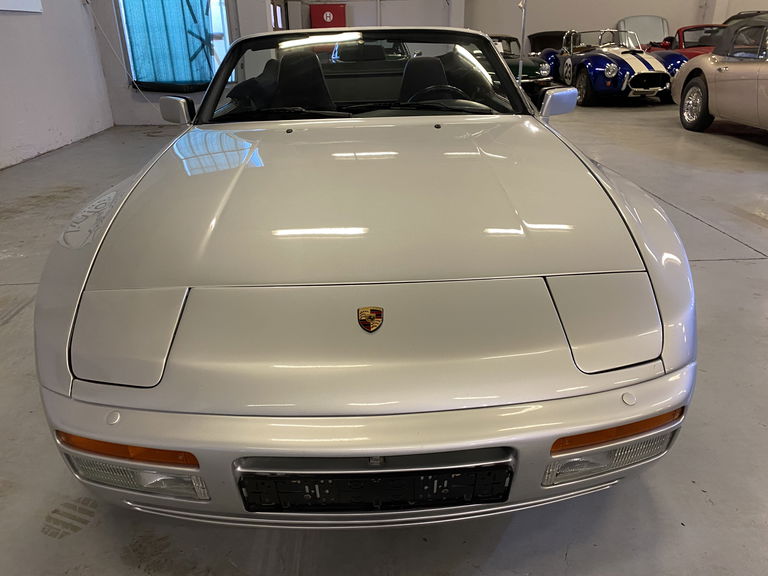 Porsche 944 Turbo Cabriolet