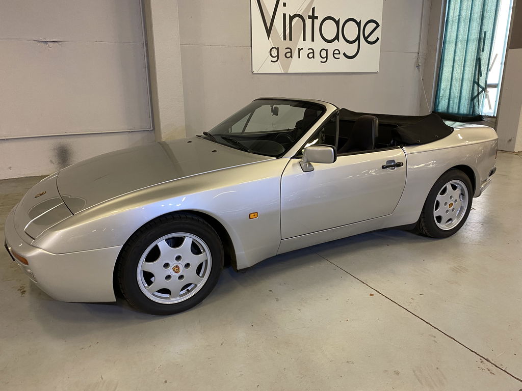 Porsche 944 Turbo Cabriolet