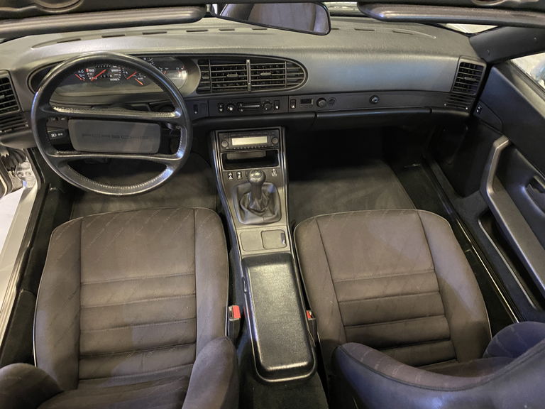 Porsche 944 Turbo Cabriolet